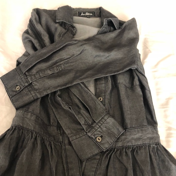 Dress - Picture 3 of 4